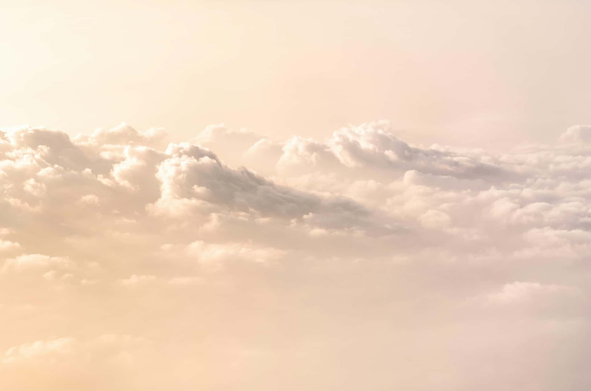 imagen de nubes en color rosado